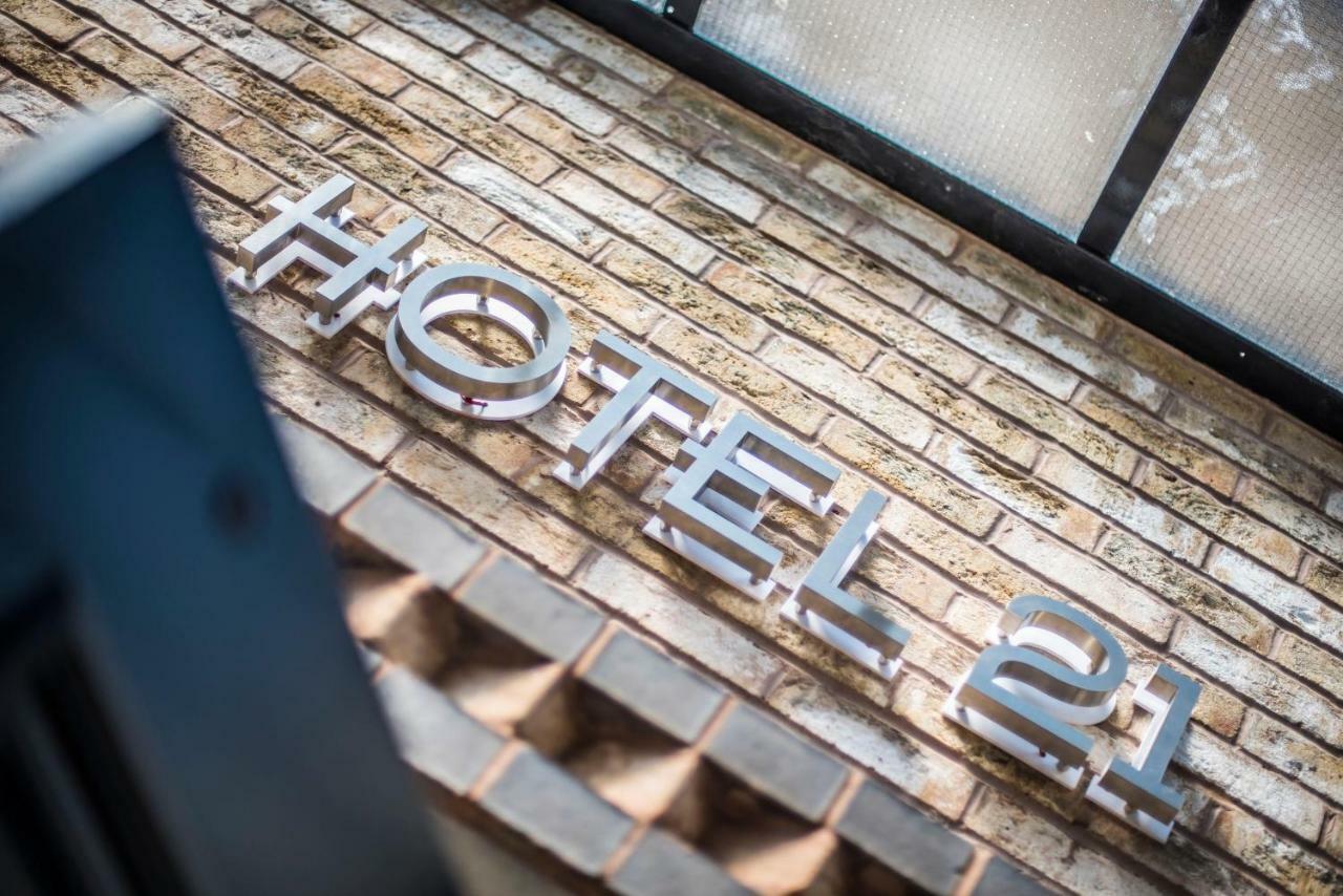 Hotel 21 Southport Exterior photo